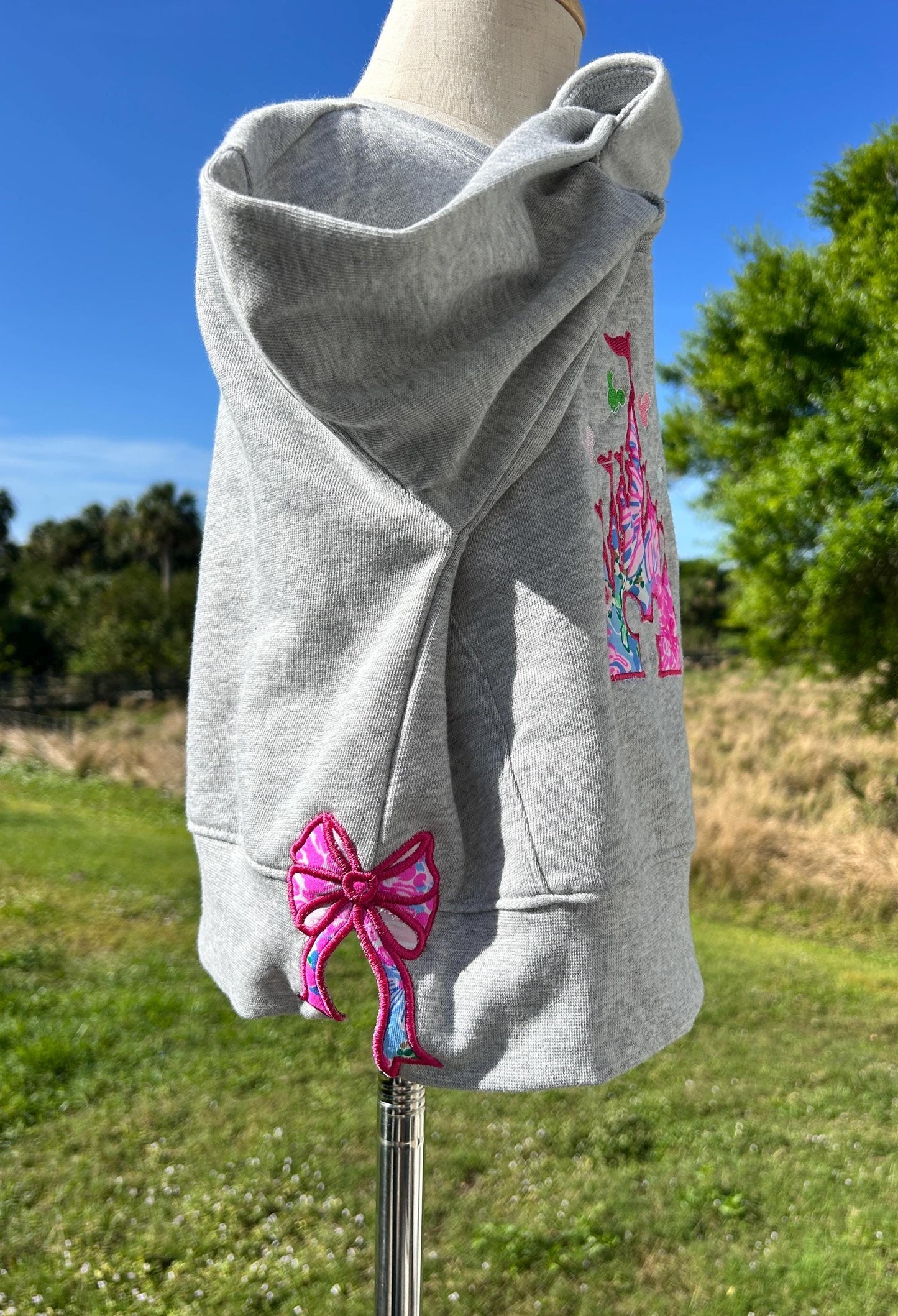 Personalized Preppy Bow Cut-Out Sweatshirt: Pink Castle Crewneck Pullover for Girls